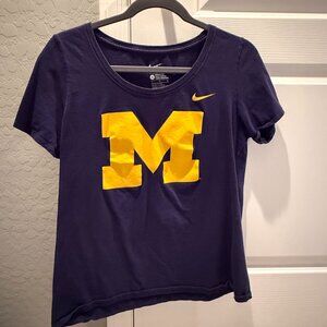 Nike | Michigan "Block M" Scoop Neck Short-Sleeve Tee | Navy | Size: L